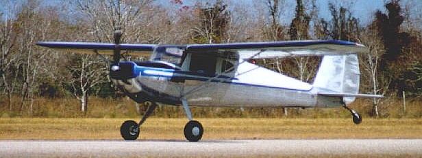 Our C140 on
the takeoff roll